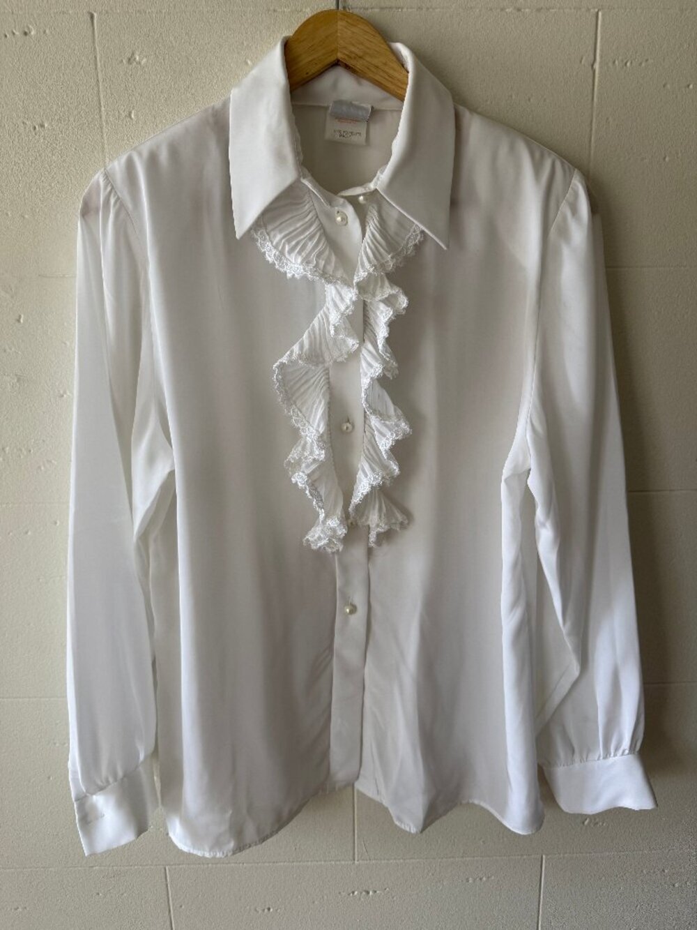 Vintage | 90s White Ruffle Front Blouse | Romantic Victorian | Medium
